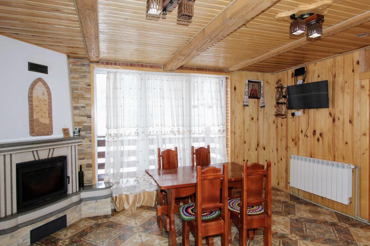 Cottage "Karpatske Shale" Yaremche Exterior foto